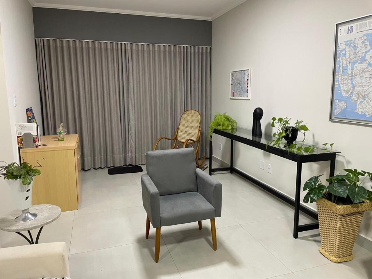 Apartamento No Centro De Sao Lourenco E A 750 Metros Do Parque Apartment
